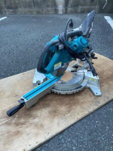 愛用のスライド丸ノコ