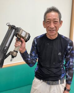 愛用のステップルと波田さん