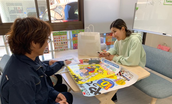 事業所訪問で８社と対話